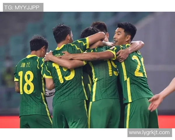 北京国安与恒大精彩对决比赛录像回顾及精彩瞬间分析